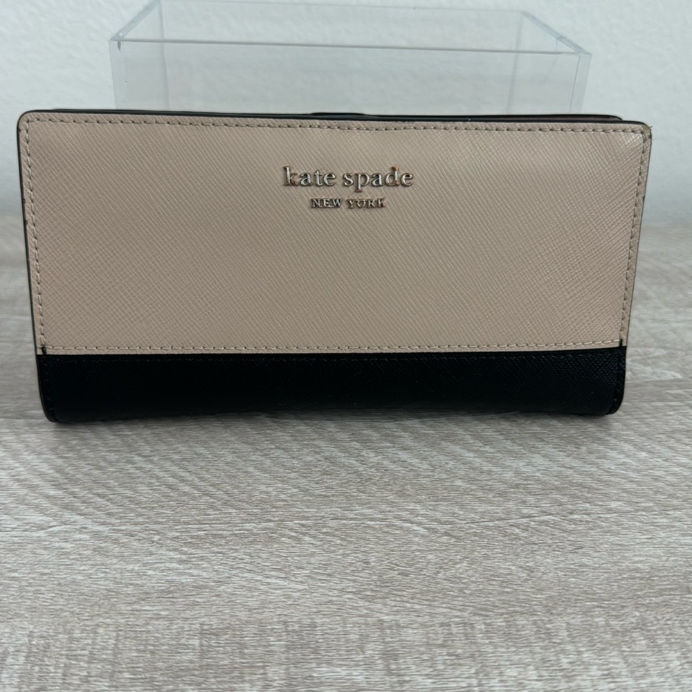 Kate spade wallet